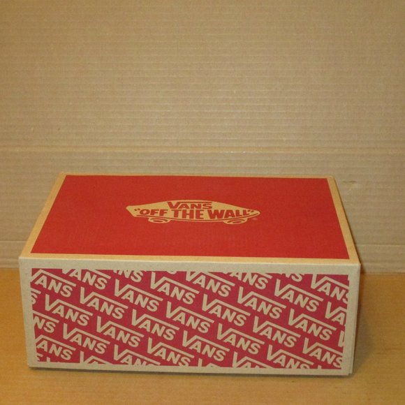 SOLD!! Vans SK8-Hi MTE (MTE) Black/True White 2 Women's 7 VN0A4BV7DX6 - Picture 11 of 11